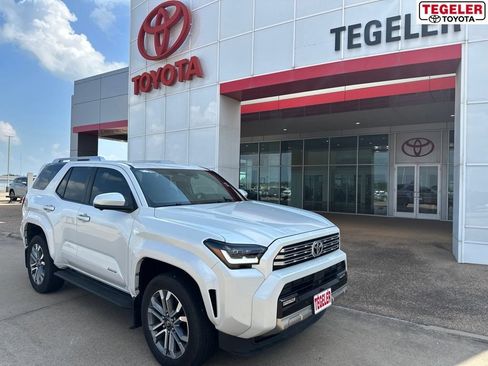 Used 2025 Toyota 4Runner Limited RWD image 1