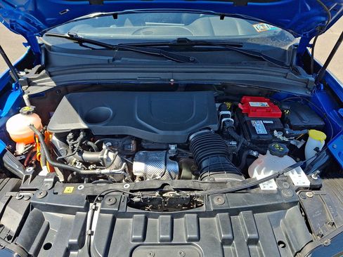 Certified 2024 Dodge Hornet R/T Plus w/ R/T Blacktop Package AWD/4WD image 31