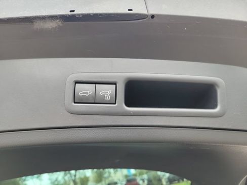 Used 2024 Lexus UX 250h FWD w/ Premium Package image 19