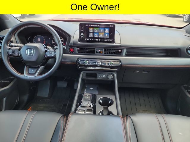 Used 2025 Honda Pilot TrailSport image 7