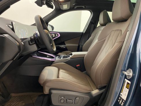 Used 2026 BMW X3 xDrive30 w/ Premium Package image 4