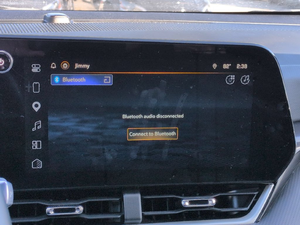 Used 2026 Chevrolet Equinox LT AWD/4WD image 15