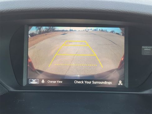 Used 2015 Acura TLX w/ Technology Package image 18