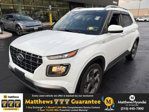 Certified 2022 Hyundai Venue SEL FWD image 1