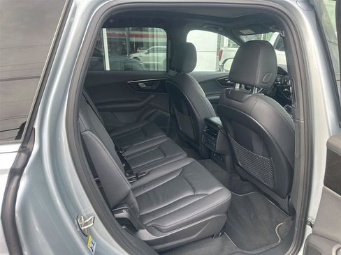 Used 2025 Audi Q7 3.0T Premium Plus AWD/4WD image 11