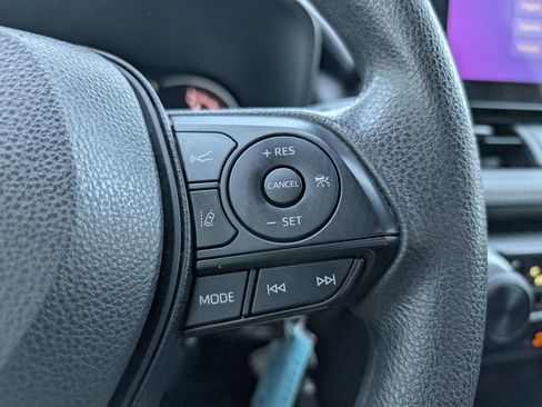 Used 2023 Toyota RAV4 LE image 16