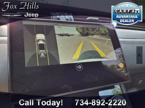 Used 2022 Jaguar F-PACE S image 21