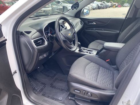 Certified 2019 Chevrolet Equinox LT w/ Sun & Navigation Package AWD/4WD image 19