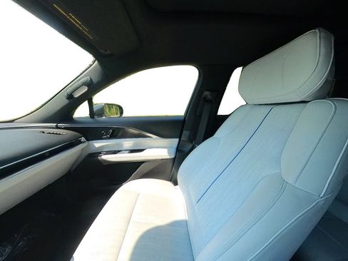 Used 2024 Cadillac Lyriq Luxury w/ LPO, Floor Liner Package image 65