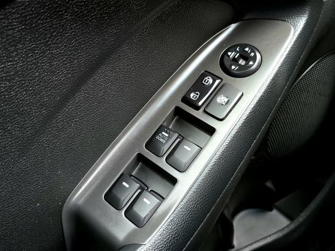 Used 2017 Kia Forte LX w/ LX Popular Package image 11