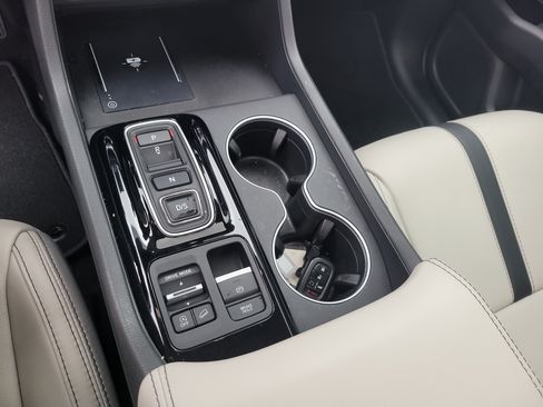 Used 2026 Honda Pilot Touring image 27