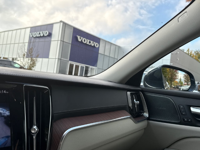 Used 2019 Volvo S60 T6 Inscription AWD/4WD image 18