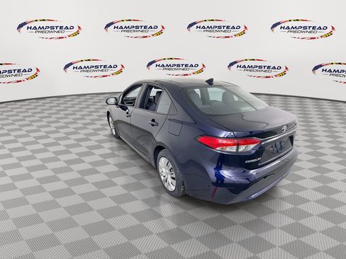 Used 2020 Toyota Corolla LE image 6