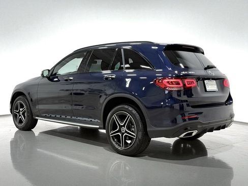 Used 2022 Mercedes-Benz GLC 300 4MATIC w/ AMG Line image 12