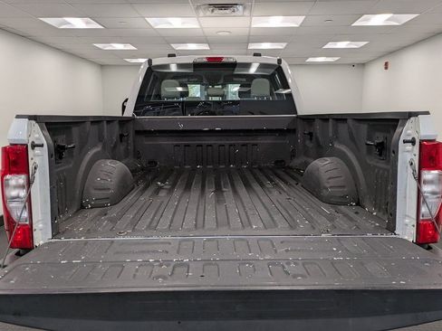 Used 2020 Ford F250 XL w/ STX Appearance Package image 24