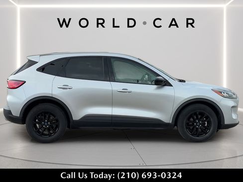 Used 2020 Ford Escape SE Sport FWD image 8