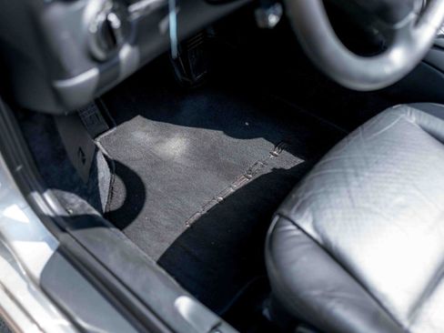 Used 2003 Porsche Boxster S image 37