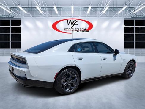 New 2026 Dodge Charger R/T AWD/4WD image 3