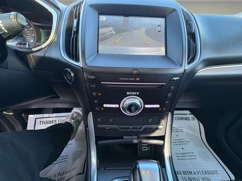 Used 2017 Ford Edge Titanium w/ Equipment Group 301A image 22