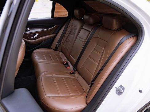 Used 2017 Mercedes-Benz E 43 AMG 4MATIC Sedan image 38