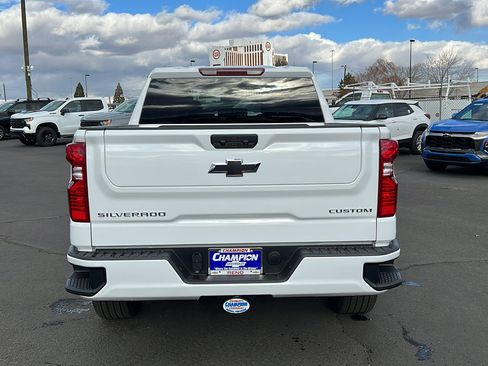 New 2025 Chevrolet Silverado 1500 Custom image 6