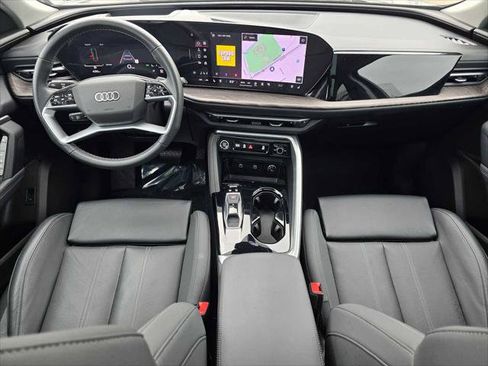 Used 2025 Audi Q5 Premium Plus w/ Premium Plus AWD/4WD image 19