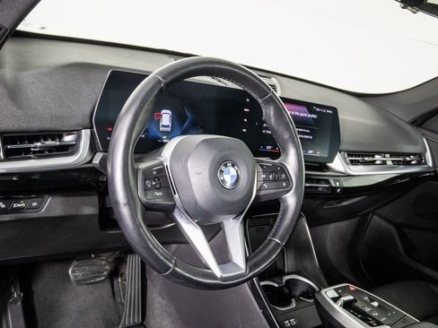 Used 2023 BMW X1 xDrive28i image 17