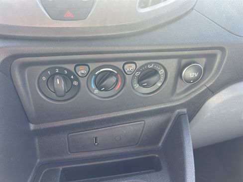 Used 2019 Ford Transit 150 130 Low Roof RWD image 23