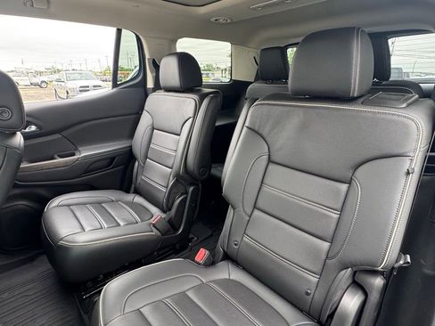 Used 2022 GMC Acadia Denali w/ Black Diamond Edition FWD image 46