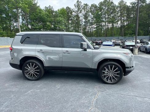 Certified 2024 Lexus GX 550 w/ Accessory Package (2T) AWD/4WD image 5