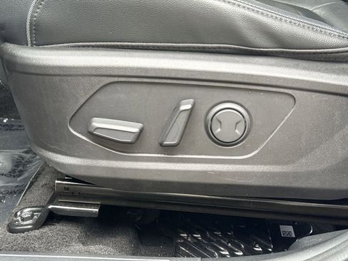 Used 2022 Hyundai Tucson Limited FWD image 14