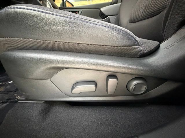 Used 2025 Subaru Forester Premium w/ Convenience Package #1 AWD/4WD image 24