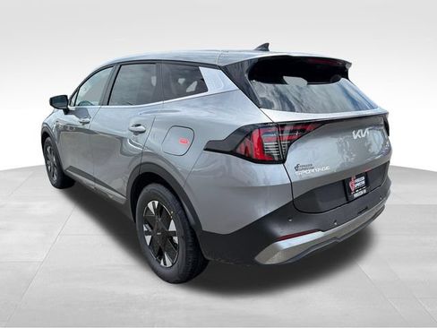 New 2026 Kia Sportage LX FWD image 5