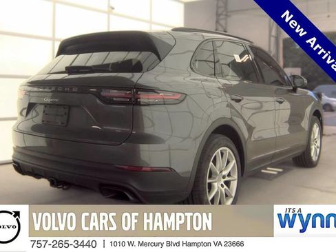 Used 2019 Porsche Cayenne AWD/4WD image 3