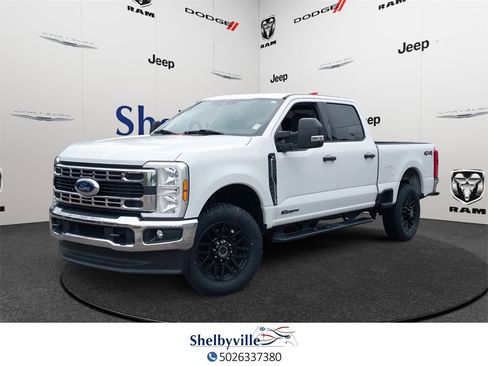 Used 2024 Ford F250 XLT image 1