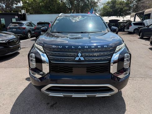 Used 2022 Mitsubishi Outlander SEL FWD image 2