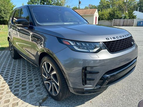 Used 2017 Land Rover Discovery HSE Luxury image 3