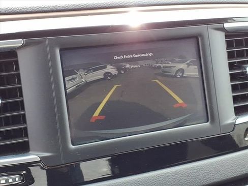 Used 2023 Chrysler Voyager LX FWD image 24
