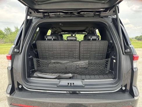 Used 2024 Lincoln Navigator Reserve AWD/4WD image 25