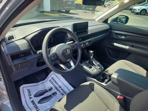 Used 2025 Honda CR-V EX image 17