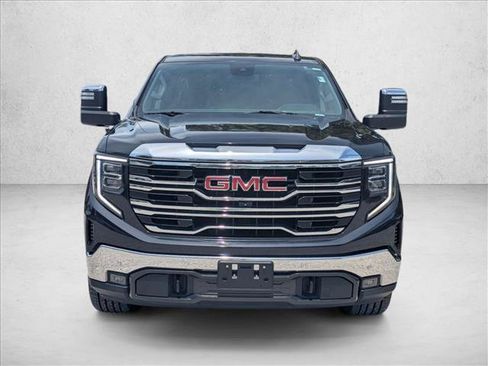 Used 2023 GMC Sierra 1500 SLT w/ SLT Convenience Package RWD image 2