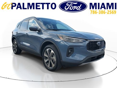 Used 2024 Ford Escape Platinum image 20