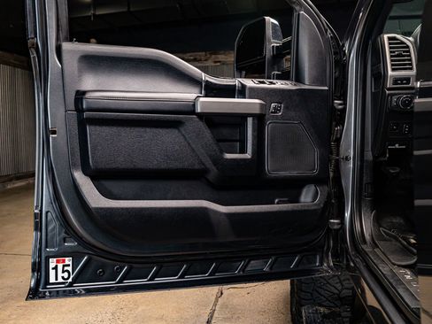 Used 2020 Ford F350 Platinum image 29