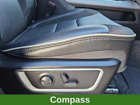 Used 2024 RAM 1500 Laramie image 27