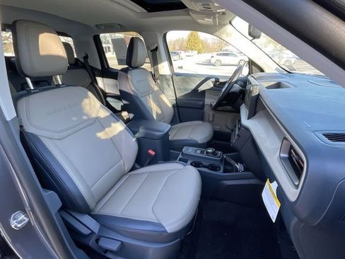 New 2025 Ford Maverick Lariat w/ 4K Tow Package image 20