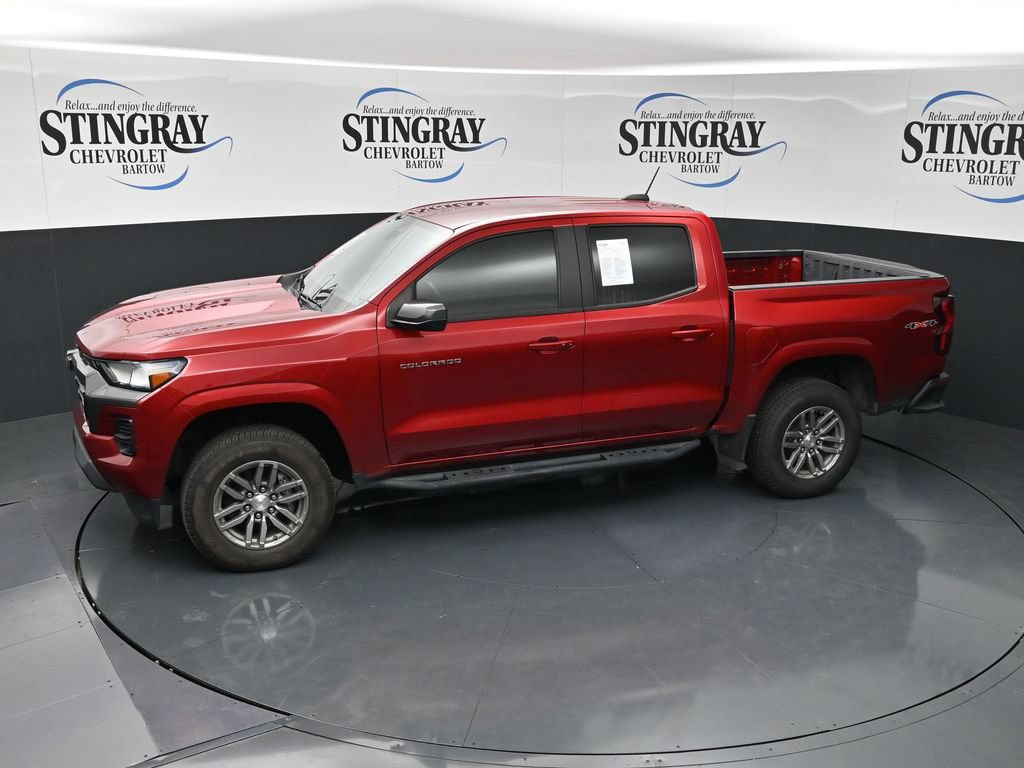 Used 2024 Chevrolet Colorado LT w/ LT Convenience Package II AWD/4WD image 23