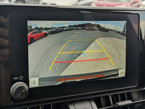 Used 2025 Toyota RAV4 LE FWD image 7