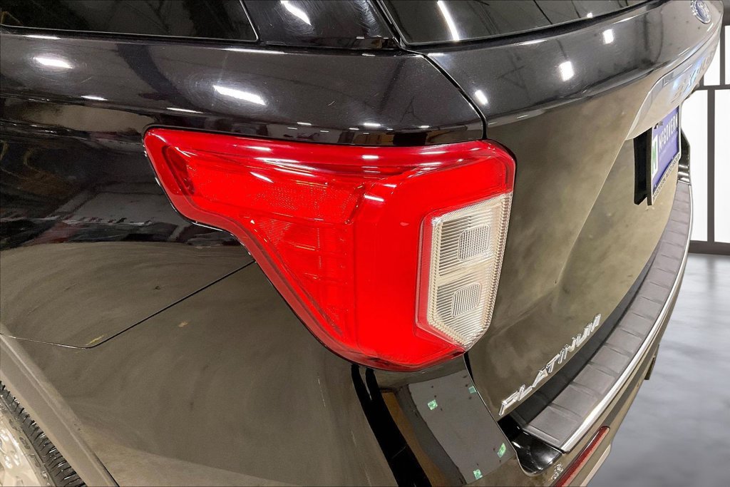 Used 2020 Ford Explorer Platinum AWD/4WD image 24
