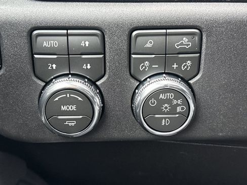 New 2026 GMC Sierra 2500 SLT w/ SLT Premium Package image 27