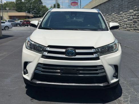 Used 2019 Toyota Highlander Limited AWD/4WD image 4